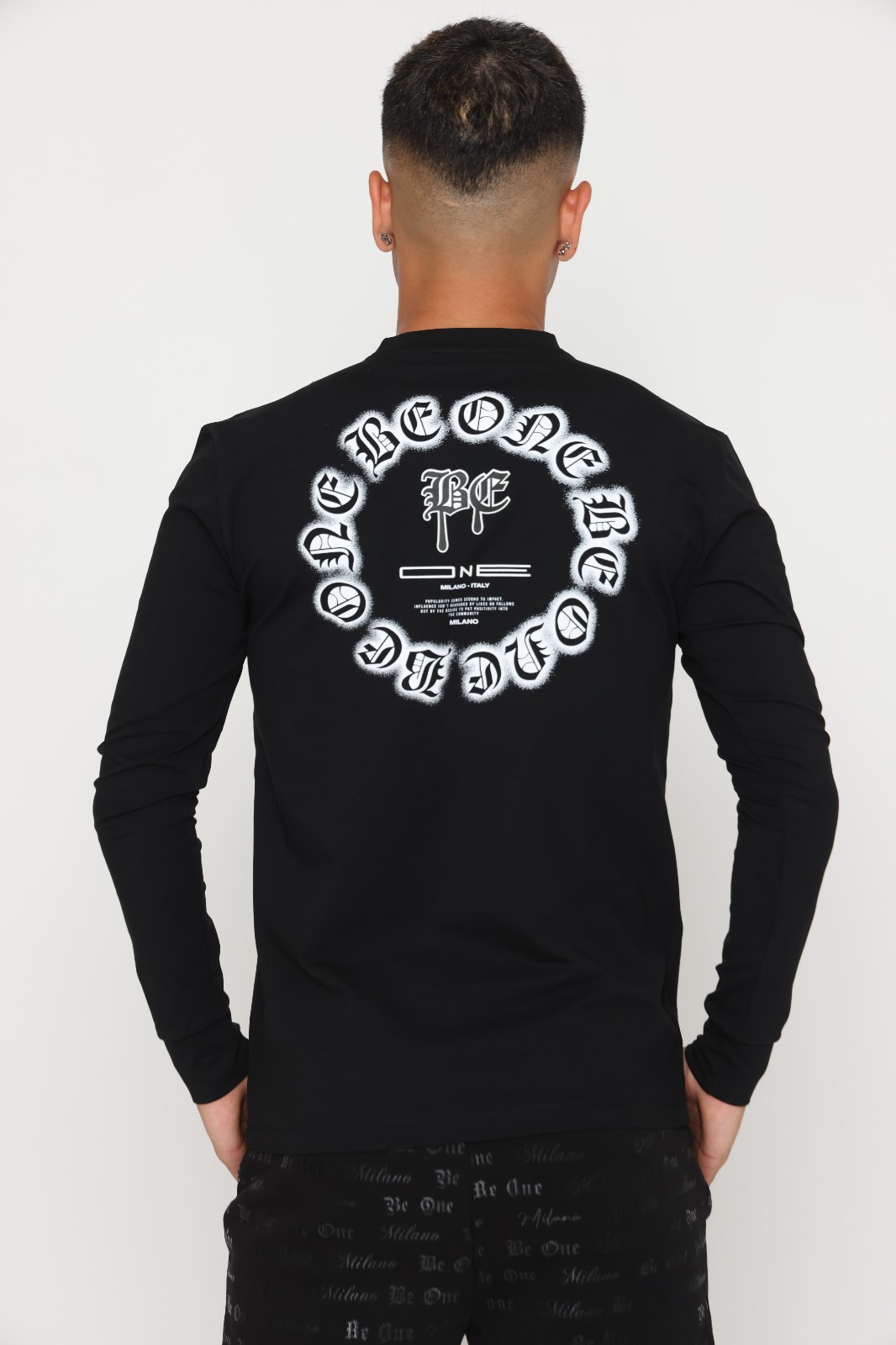 BE ONE T-SHIRT – תמונה 2