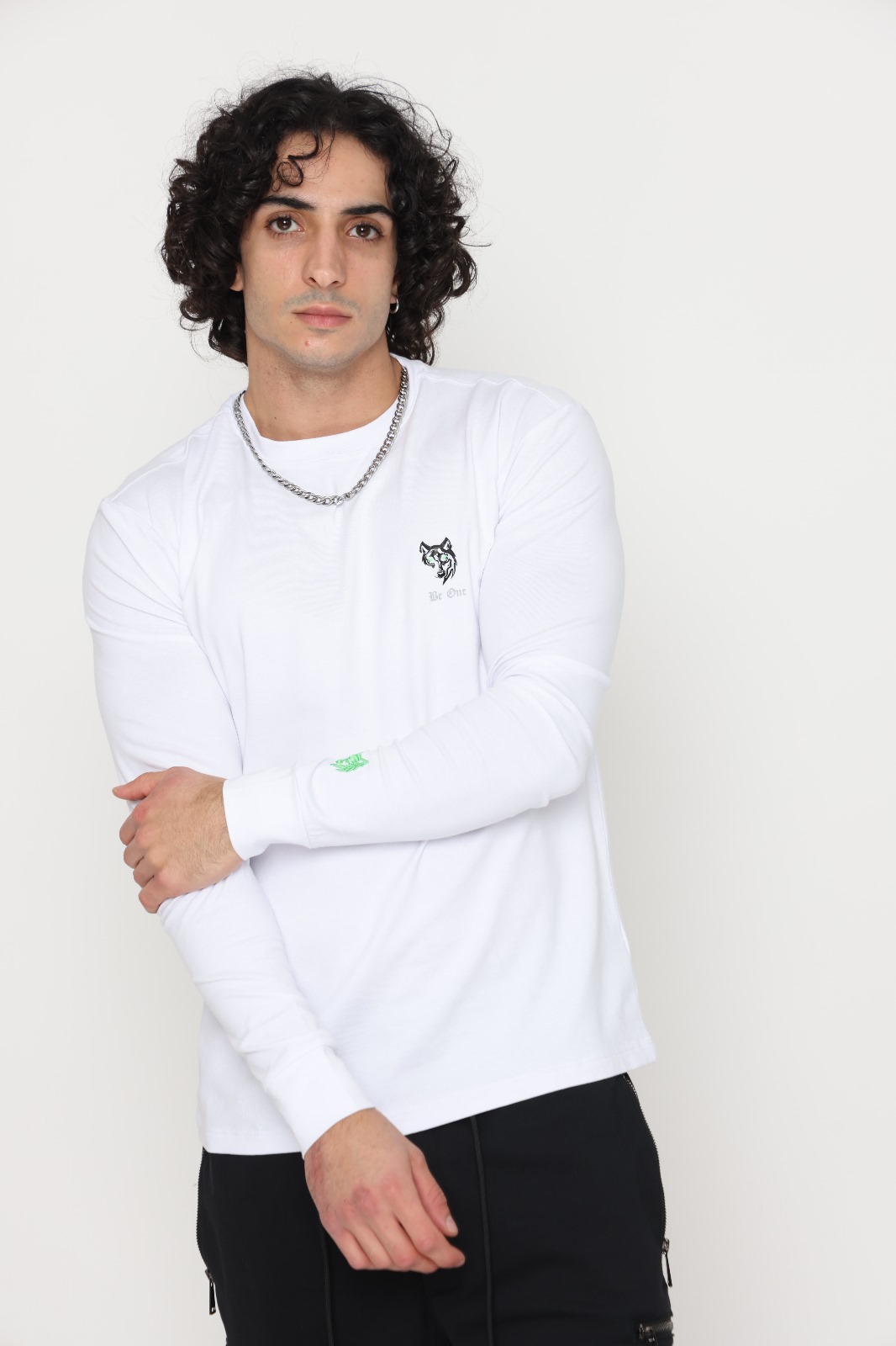 BE ONE T-SHIRT – תמונה 4